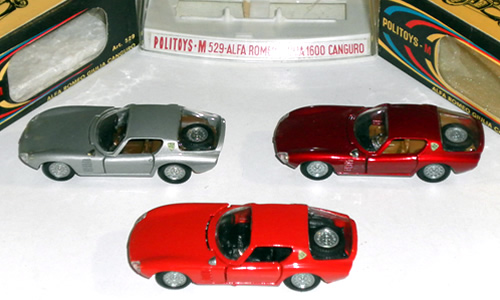 IPSU Automodell Mini handgefertigte Auto-Ornament-Sammlung Klasse für Alfa  Romeo 11049R/W, hochwertiges Kunststoff-Metall-Material: : Auto &  Motorrad